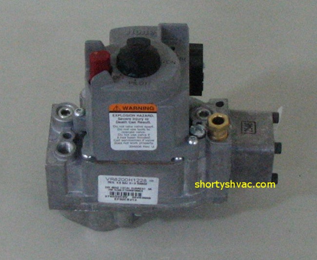 Honeywell Gas Valve Model VR8200H1228